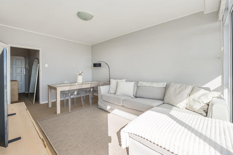 To Let 1 Bedroom Property for Rent in Sea Point Western Cape